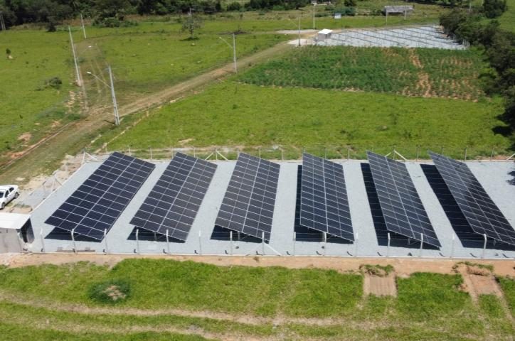 Sistema fotovoltaico de 105 kWp em Bonfim